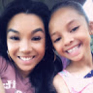 Meet your Posher, Alicia